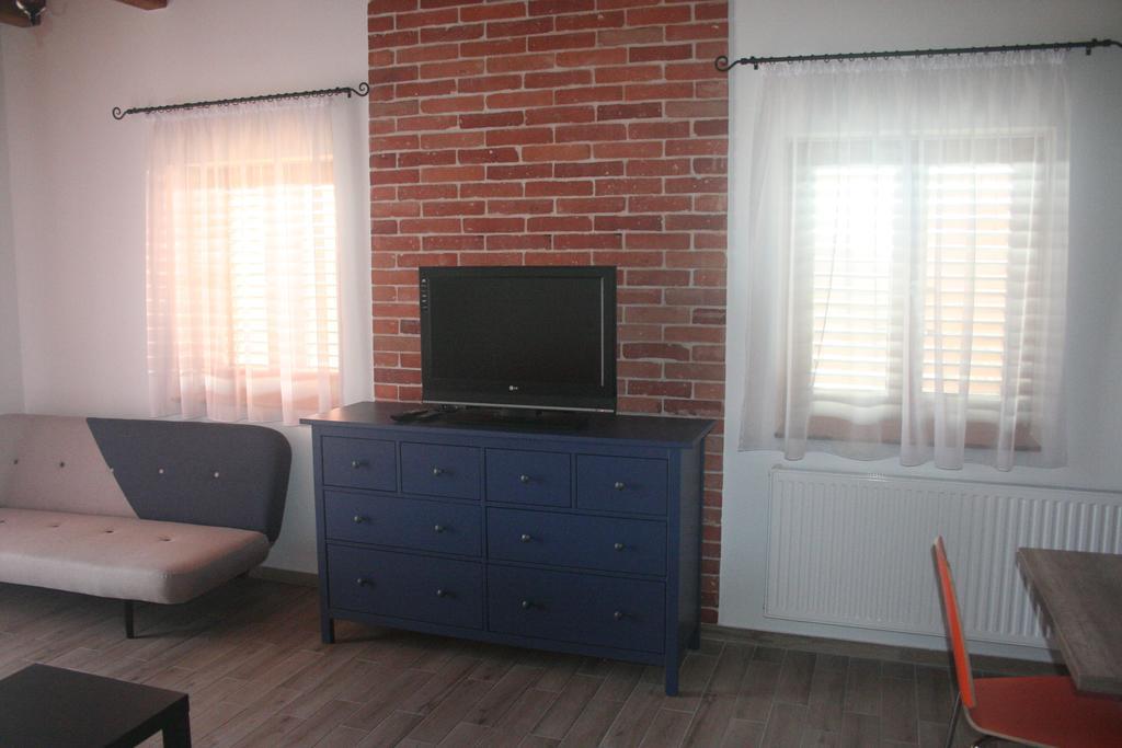 Malomko Apartman Zsira Экстерьер фото