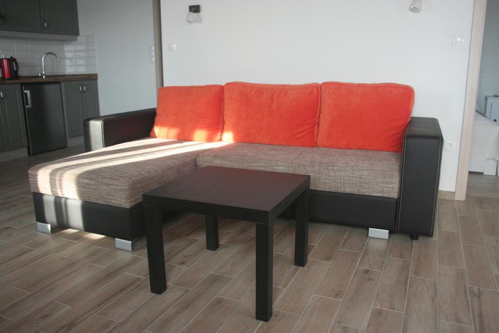 Malomko Apartman Zsira Экстерьер фото